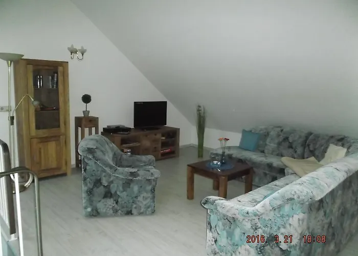 Ferienhaushaelfte * Lutow